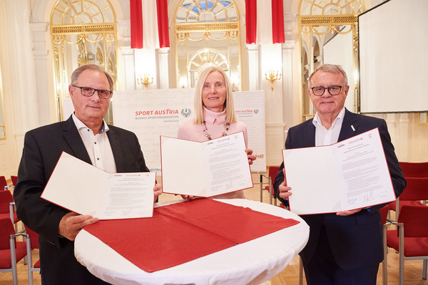 ÖSV und ÖFB bekennen sich zu den gemeinsamen Forderungen des österreichischen Sports. Foto: Sport Austria/Leo Hagen
